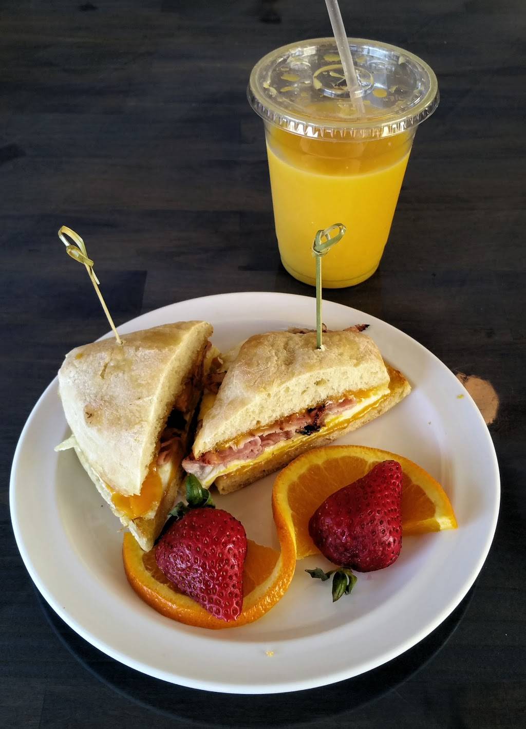 Nora Jeans Koffee Kitchen | cafe | 18850 School House Rd, Black Canyon City, AZ 85324, USA | 6233745326 OR +1 623-374-5326