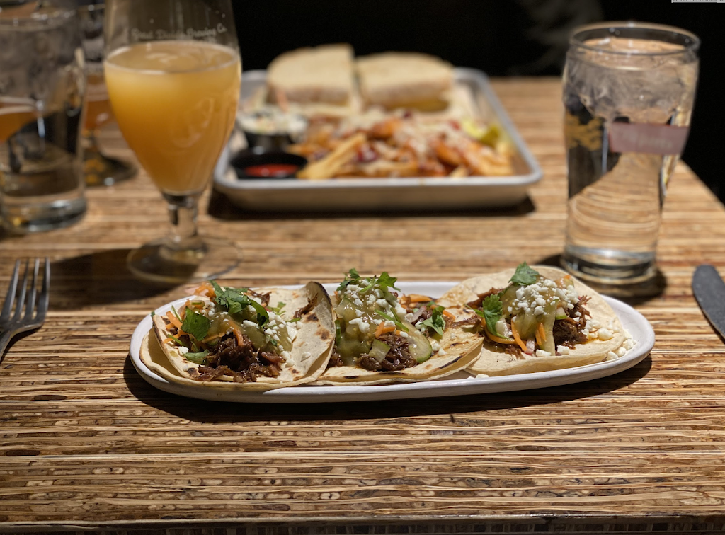 Great Divide Brewing Company | restaurant | Denver International Airport C, Gates, Denver, CO 80249, USA | 8776727467 OR +1 877-672-7467