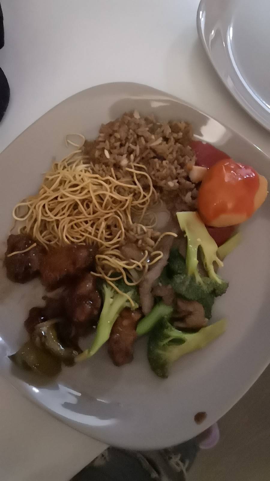 Mings Garden Restaurant | restaurant | 141 King Rd, Richmond Hill, ON L4E 3L7, Canada | 9057732700 OR +1 905-773-2700