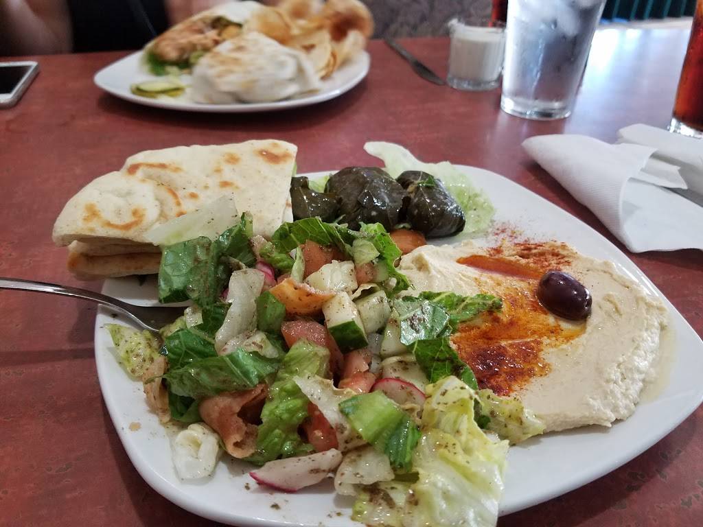 Honey Tree Restaurant | restaurant | 44667 Mound Rd, Sterling Heights, MI 48314, USA | 5867397284 OR +1 586-739-7284