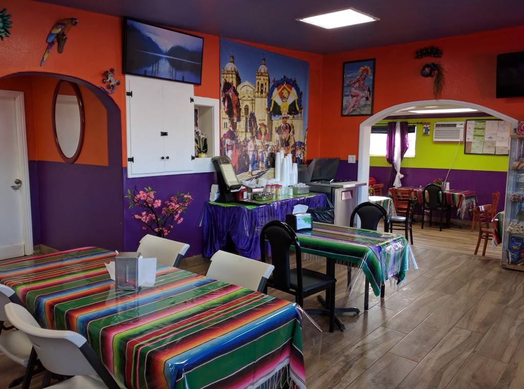 Antojitos Oaxaquenos Y Poblanos | restaurant | 307 Phelan Ave, San Jose, CA 95112, USA | 4084173740 OR +1 408-417-3740