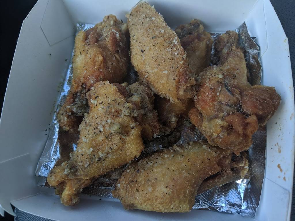 Charleys Philly Steaks | restaurant | 7948 W Commercial Blvd, Lauderhill, FL 33351, USA | 9545413941 OR +1 954-541-3941