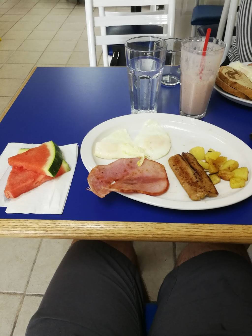 Cramahe Restaurant | restaurant | 28 King St E, Colborne, ON K0K 1S0, Canada | 9053552255 OR +1 905-355-2255