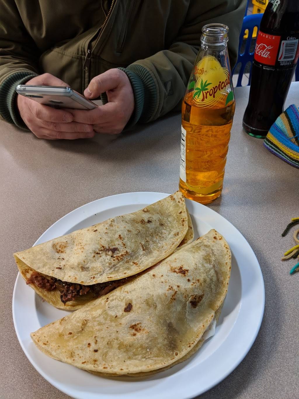 Catrachos Restaurant | restaurant | 330 S Green Bay Rd, Waukegan, IL 60085, USA | 2246378870 OR +1 224-637-8870