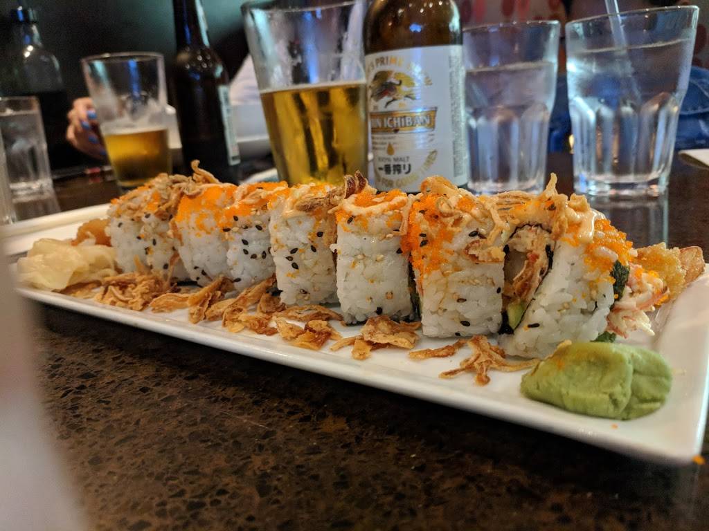 Sushi Maki (MIA) | restaurant | 2100 NW 42nd Ave, Miami, FL 33166, USA | 3058694060 OR +1 305-869-4060