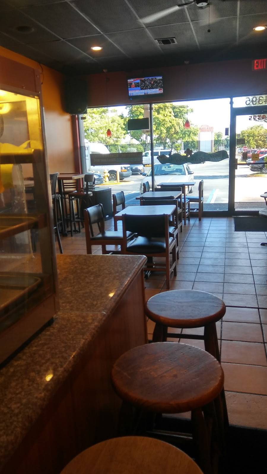 Montego Bay Grille & Cafe | restaurant | 4395 N State Rd 7, Lauderdale Lakes, FL 33319, USA | 9547319224 OR +1 954-731-9224