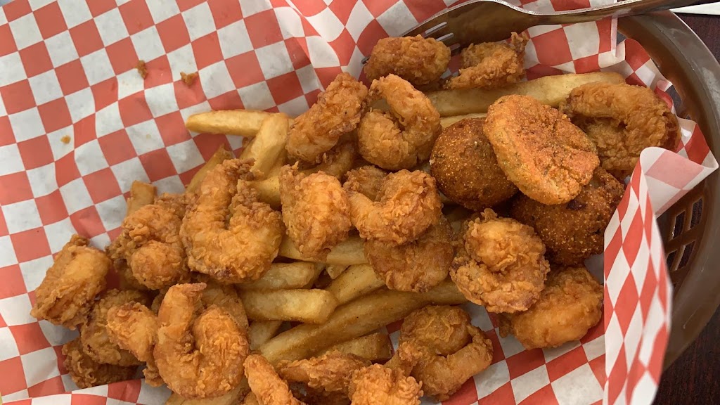 Sams Southern Eatery | restaurant | 1829 US-90, Morgan City, LA 70380, USA | 9853954405 OR +1 985-395-4405