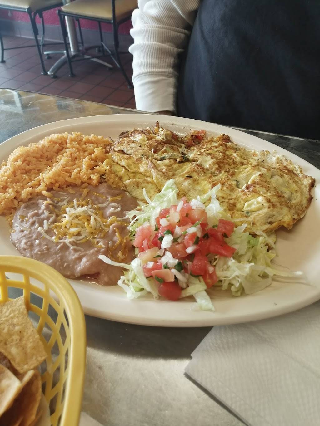 El Rodeo Taco Shop & Grill | restaurant | 5149 Waring Rd, San Diego, CA 92120, USA | 6192291840 OR +1 619-229-1840