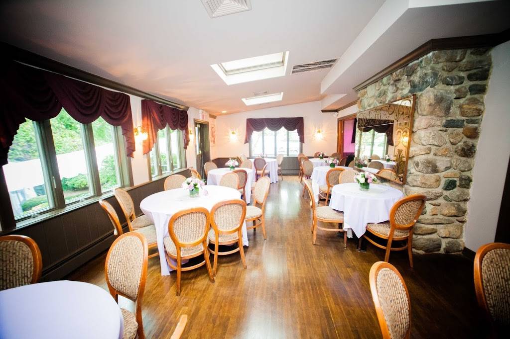 Traditions 118 | restaurant | 11 Old Tomahawk St, Yorktown Heights, NY 10598, USA | 9142487200 OR +1 914-248-7200