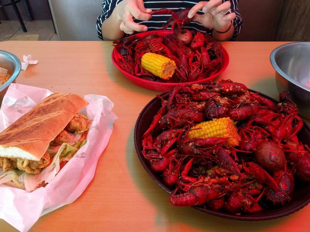 New La Crawfish Boil | restaurant | 10625 Veterans Memorial Dr Suite I, Houston, TX 77038, USA | 2814489500 OR +1 281-448-9500