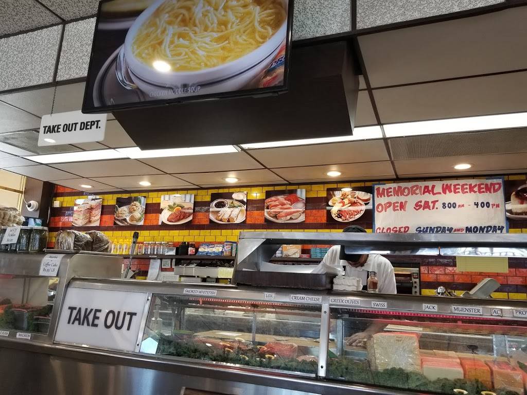 Langers | meal takeaway | 704 S Alvarado St, Los Angeles, CA 90057, USA | 2134838050 OR +1 213-483-8050