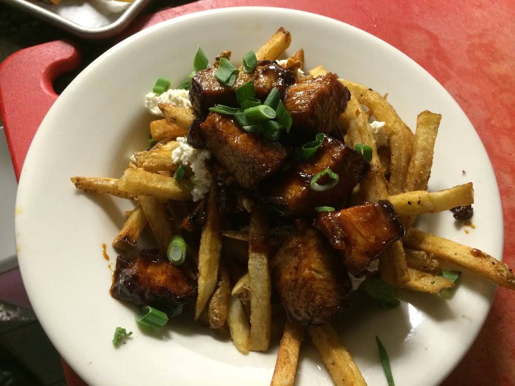 Copperhead Tavern | restaurant | 205 5th Ave, Indialantic, FL 32903, USA | 3218024700 OR +1 321-802-4700