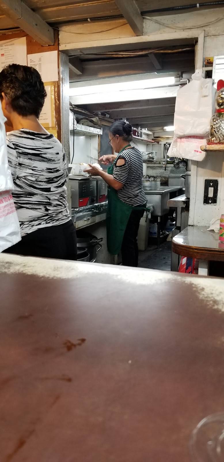 Mikis | restaurant | 1001 Lehua Ave, Pearl City, HI 96782, USA | 8084551668 OR +1 808-455-1668