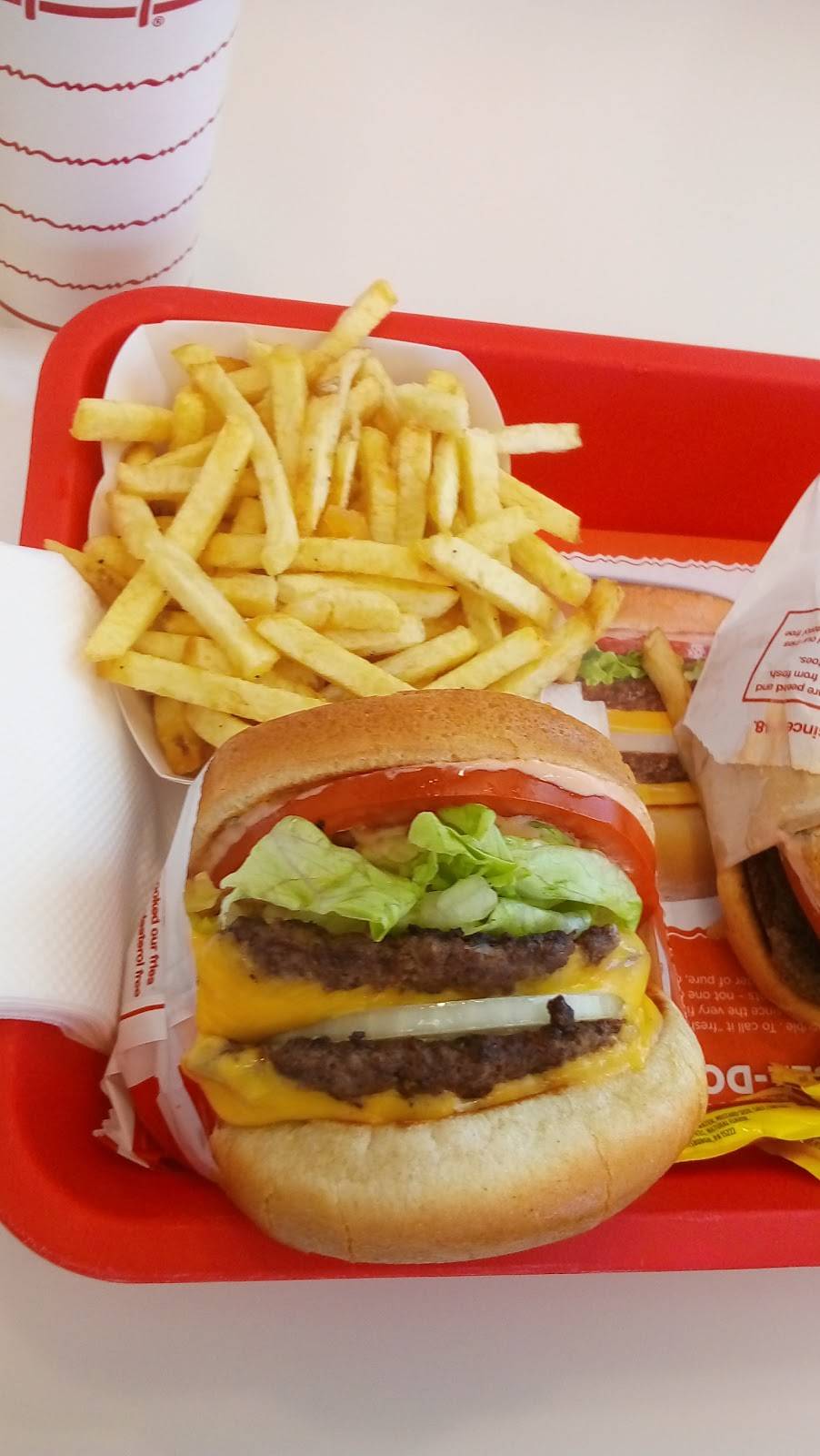 In-N-Out Burger | restaurant | 3361 S Bristol St, Santa Ana, CA 92704, USA | 8007861000 OR +1 800-786-1000