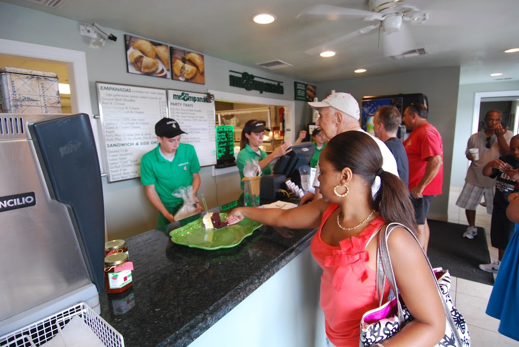 Mr Empanada Armenia/West Tampa | restaurant | 4029 W South Ave, Tampa, FL 33614, USA | 8138796232 OR +1 813-879-6232