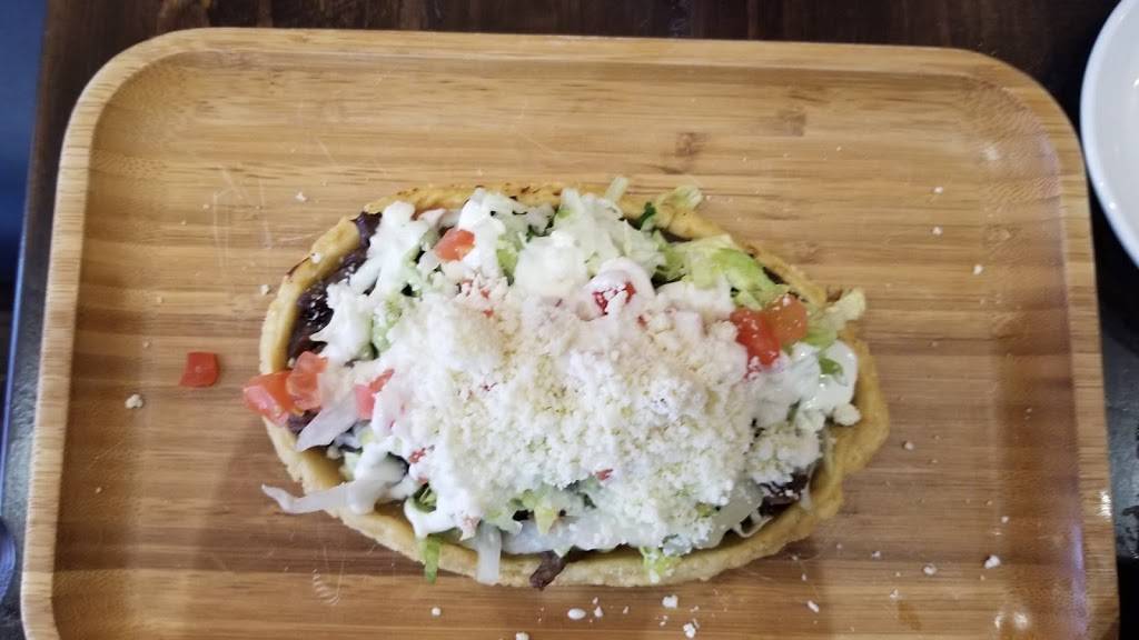 Estrellita Mixteca | restaurant | 1813 Westchester Ave, Bronx, NY 10472, USA | 7188923333 OR +1 718-892-3333