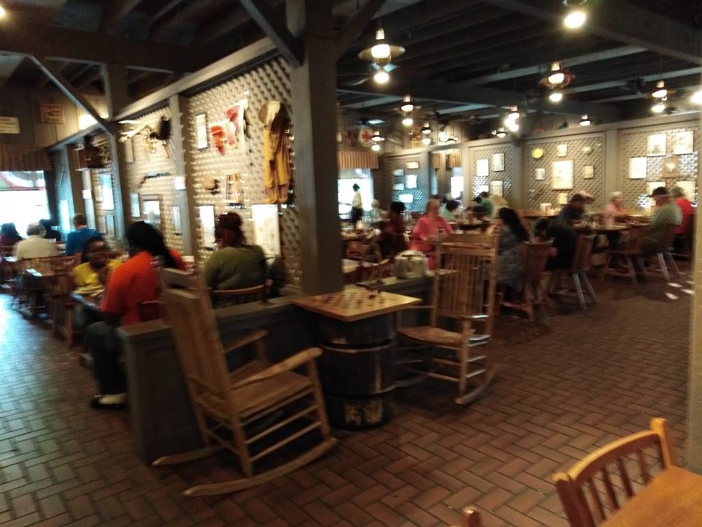 Cracker Barrel Old Country Store | restaurant | 3703 Hillsborough Rd, Durham, NC 27705, USA | 9193092888 OR +1 919-309-2888