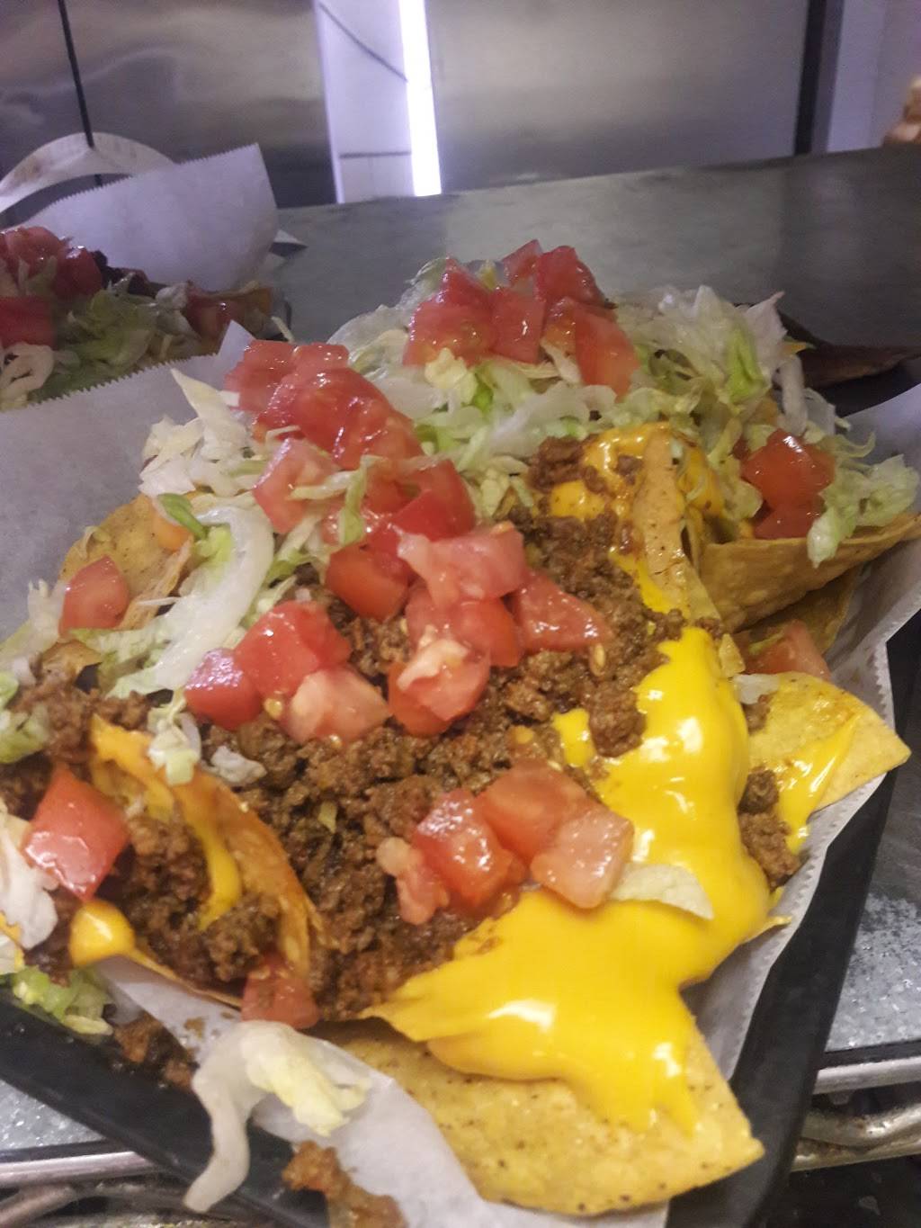 Max n Odis | restaurant | 500 Monongahela Ave, Glassport, PA 15045, USA | 4128724247 OR +1 412-872-4247