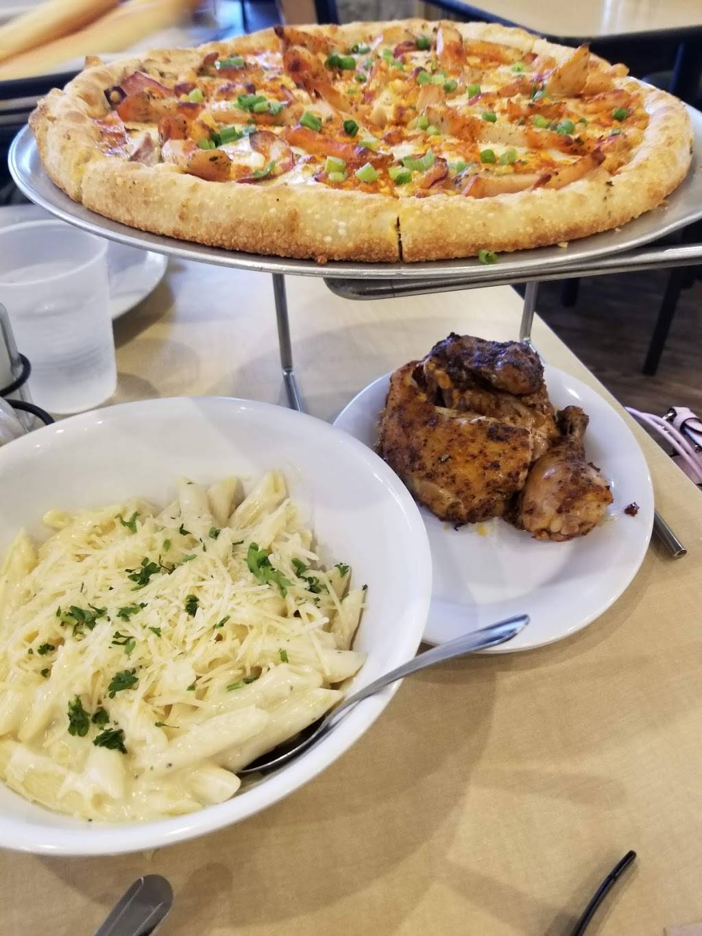 Os American kitchen Pwp | restaurant | 375 Parkway Plaza, El Cajon, CA 92020, USA | 6197492984 OR +1 619-749-2984