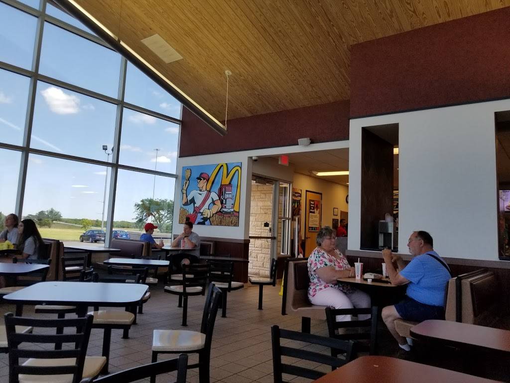 McDonalds | cafe | 7 Kansas Turnpike, Belle Plaine, KS 67013, USA | 6203998311 OR +1 620-399-8311