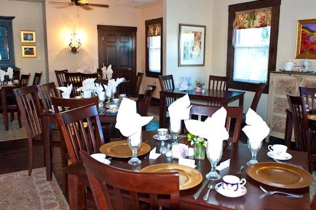 Serenity | restaurant | 135 S Main St, Zionsville, IN 46077, USA | 3178735590 OR +1 317-873-5590