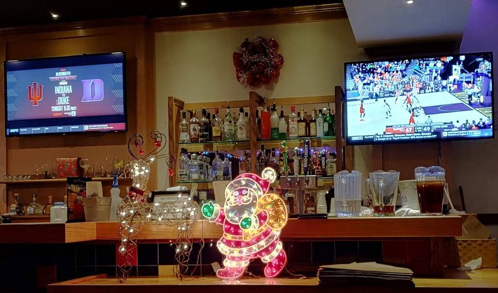 El Chico Cafe | restaurant | Sooner Fashion Mall, 3439 W Main St, Norman, OK 73072, USA | 4053602146 OR +1 405-360-2146