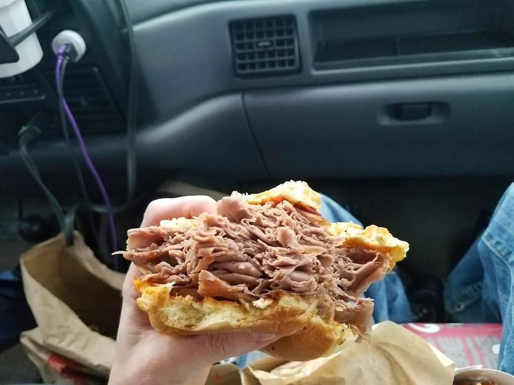 Arbys | meal takeaway | 3000 Snelling Ave, Minneapolis, MN 55406, USA | 6127248612 OR +1 612-724-8612