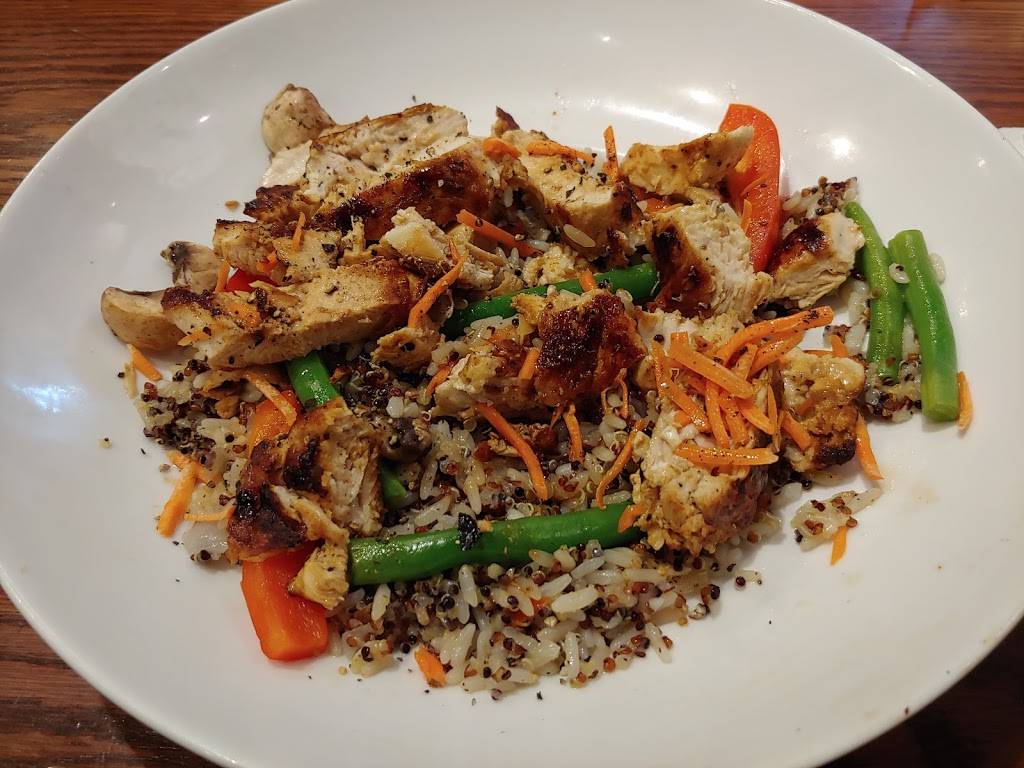 Recovery Sports Grill | restaurant | 2537 State Hwy 9, Malta, NY 12020, USA | 5188998156 OR +1 518-899-8156