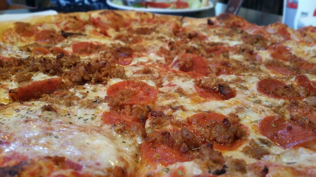 Coccos Pizza | restaurant | 540 Oak Ave, Primos, PA 19018, USA | 6106224147 OR +1 610-622-4147