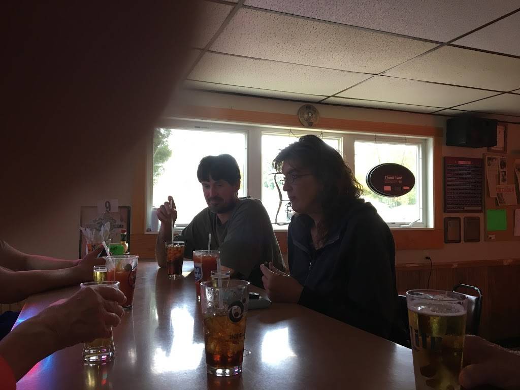 Kamps Bar and Grill | restaurant | 303 Williams St, Combined Locks, WI 54113, USA | 9207889945 OR +1 920-788-9945