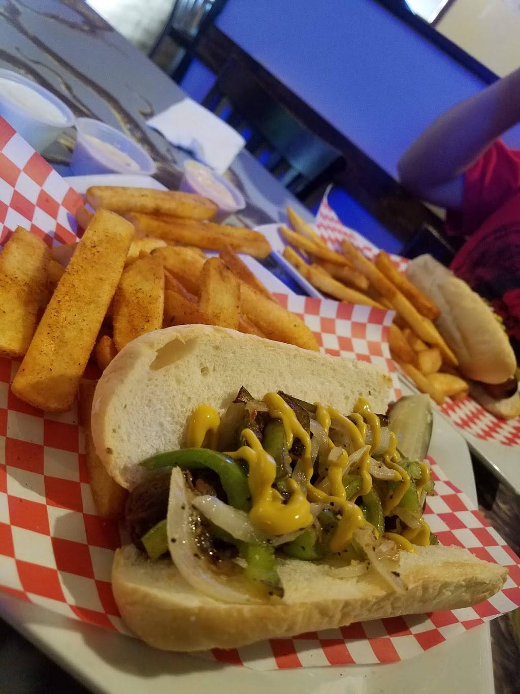 Hops and Barley Alehouse | restaurant | 3905 Tweedy Blvd, South Gate, CA 90280, USA | 3235630223 OR +1 323-563-0223