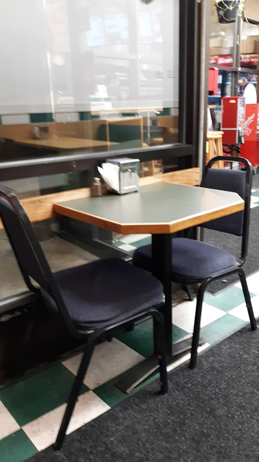 The Pizza Place | restaurant | 2 Lafayette Square, Haverhill, MA 01832, USA | 9785560606 OR +1 978-556-0606