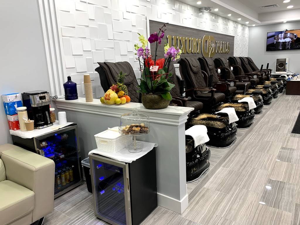 Harveys | restaurant | 1309 King St E, Oshawa, ON L1H 1J3, Canada | 9054329004 OR +1 905-432-9004