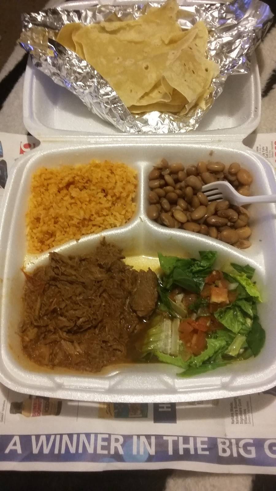 Perfectos Express, Mexican Grill | restaurant | 1055 E Irvington Rd, Tucson, AZ 85714, USA | 5203455257 OR +1 520-345-5257