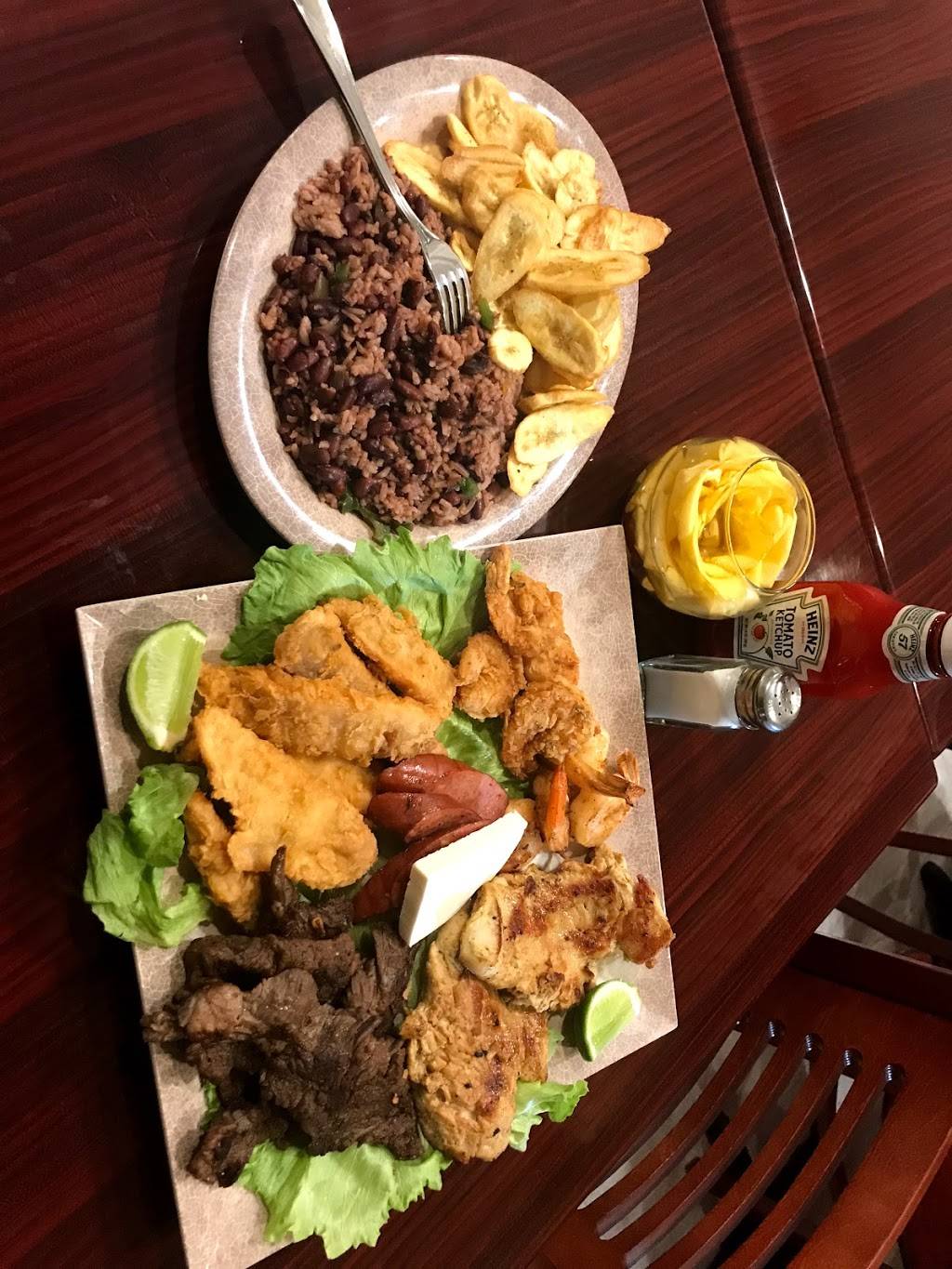 CHICKEN HOUSE #3 comida hondureña | restaurant | 2150 NW 22nd Ave, Miami, FL 33142, USA | 3053920711 OR +1 305-392-0711