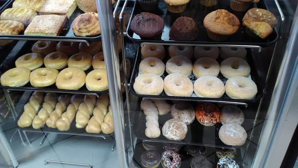 Winchells Donut House | cafe | 571 S Lake Ave, Pasadena, CA 91101, USA | 6263967065 OR +1 626-396-7065