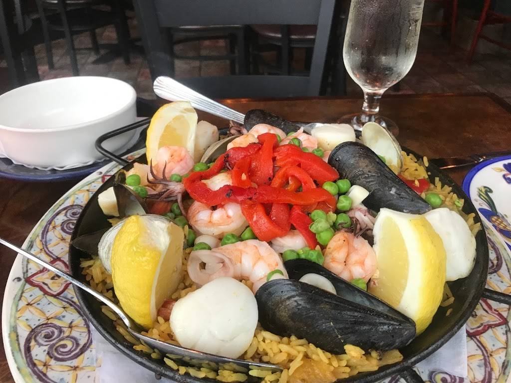 Solea Restaurant and Tapas Bar | restaurant | 388 Moody St, Waltham, MA 02453, USA | 7818941805 OR +1 781-894-1805