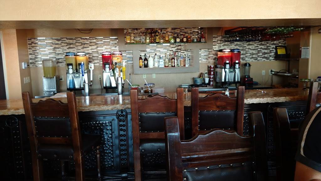 Tequilas Mexican Bar & Grill | restaurant | 370 West Washington Street, East Peoria, IL 61611, USA | 3096942685 OR +1 309-694-2685