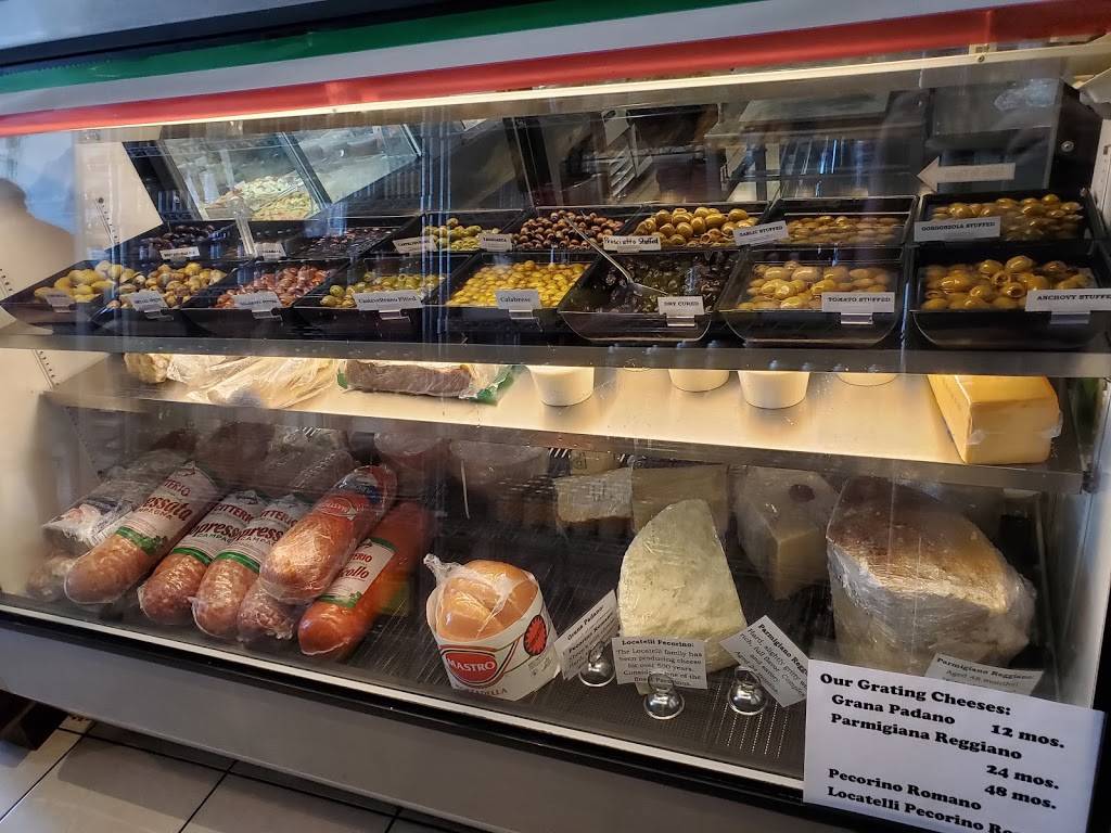 Piccolo Italian Market & Deli | restaurant | 6518 Gateway Ave, Sarasota, FL 34231, USA | 9419232202 OR +1 941-923-2202