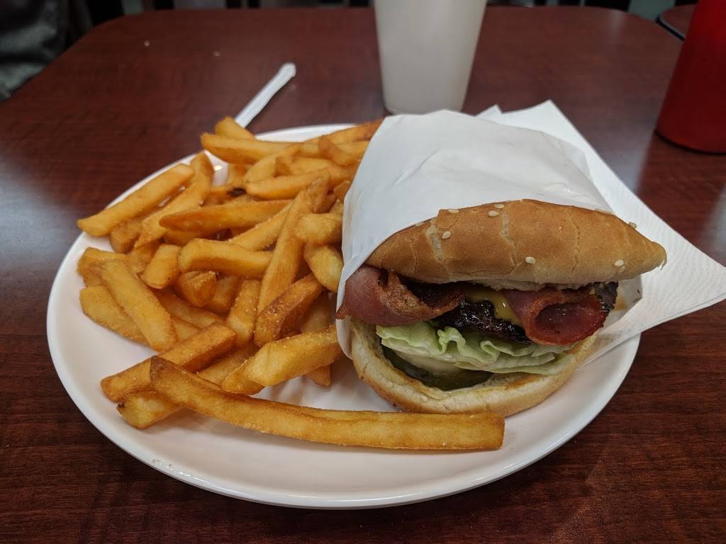 Star Burger | restaurant | 1770 S Harbor Blvd #132, Anaheim, CA 92805, USA | 6572510609 OR +1 657-251-0609