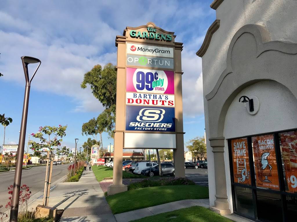 Bartha’s Donut | restaurant | 12175 Carson St, Hawaiian Gardens, CA 90630, USA | 5629244640 OR +1 562-924-4640