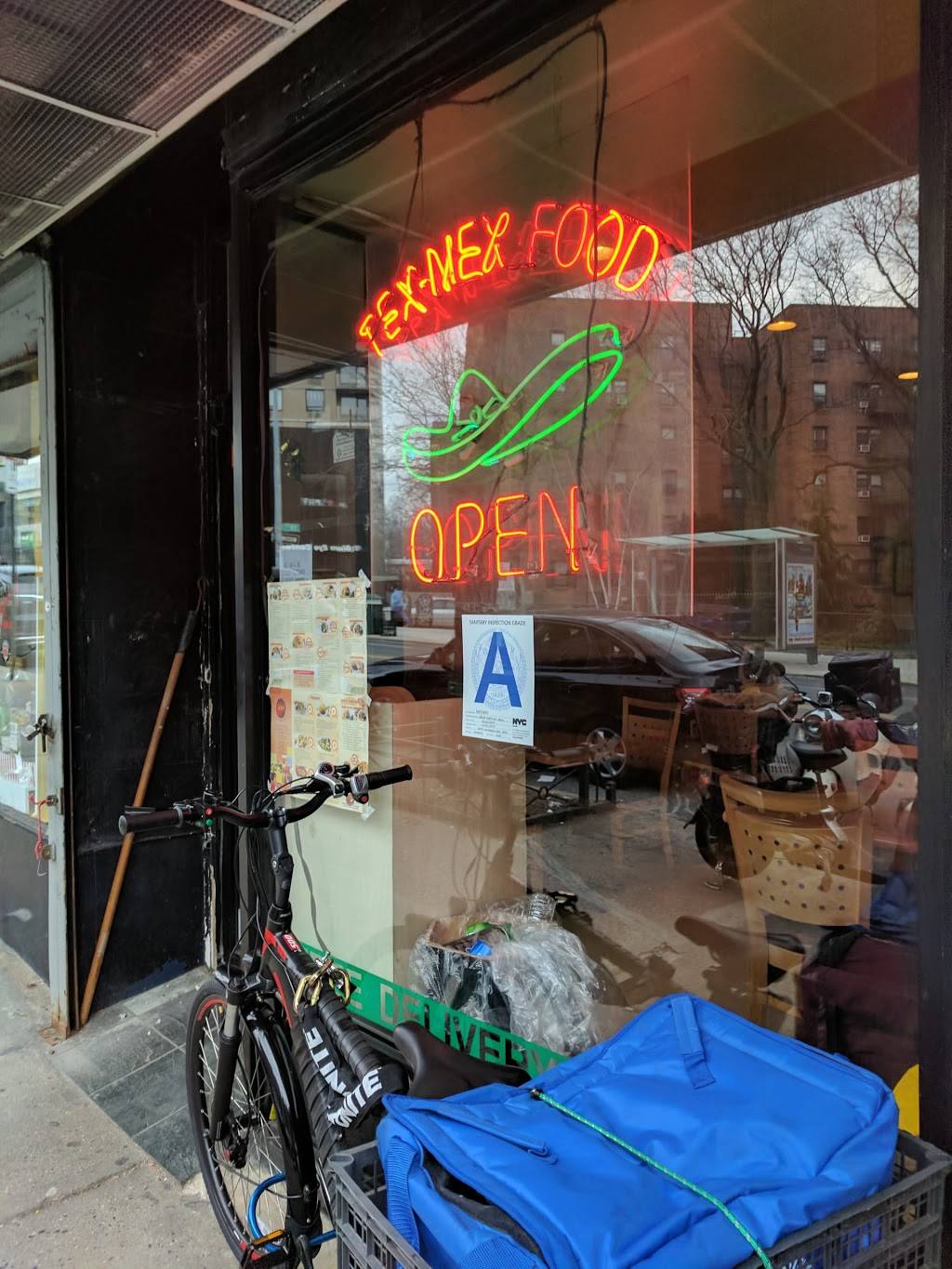 Fresh Tortillas | restaurant | 118-19 Metropolitan Ave, Kew Gardens, NY 11415, USA | 7188507766 OR +1 718-850-7766