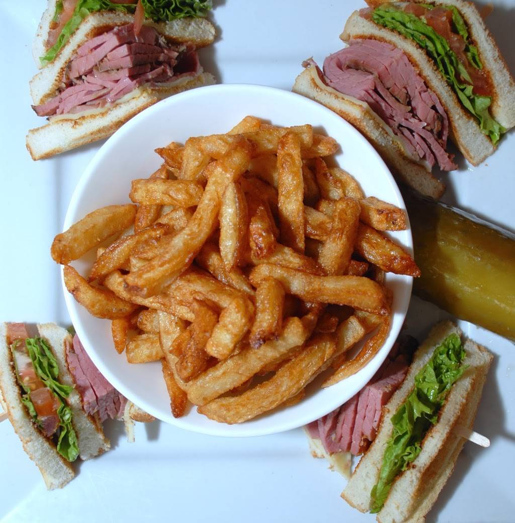 Lou Smoked Meat | restaurant | 17 Avenue de lÉglise, Saint-Sauveur, QC J0R 1R0, Canada | 4507440766 OR +1 450-744-0766