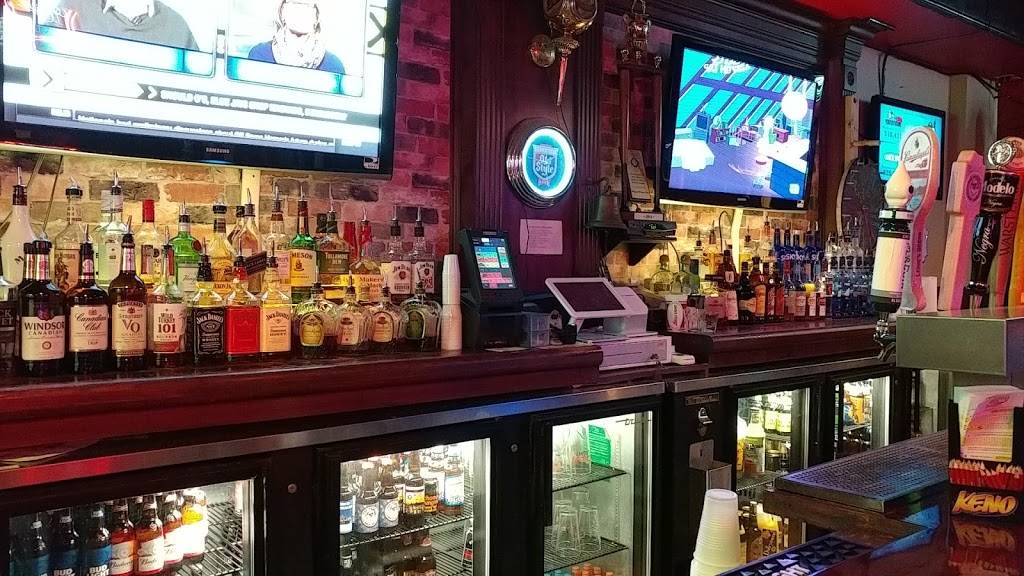 Wagon Wheel Pub | restaurant | 8761 Snow Rd, Parma, OH 44130, USA | 4408845200 OR +1 440-884-5200