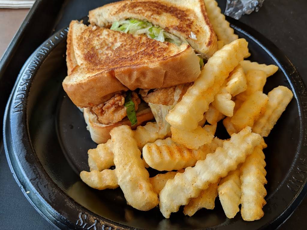 Zaxbys Chicken Fingers & Buffalo Wings | restaurant | 11554 University Blvd, Orlando, FL 32817, USA | 4076747936 OR +1 407-674-7936