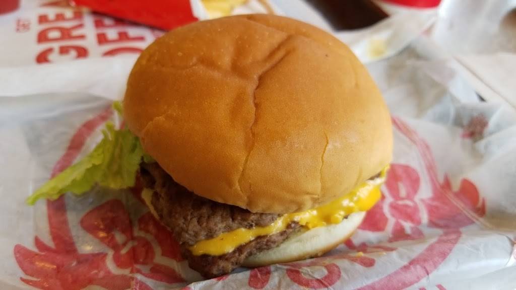 Wendys | restaurant | 57 Carothers Rd, Newport, KY 41071, USA | 8594914103 OR +1 859-491-4103