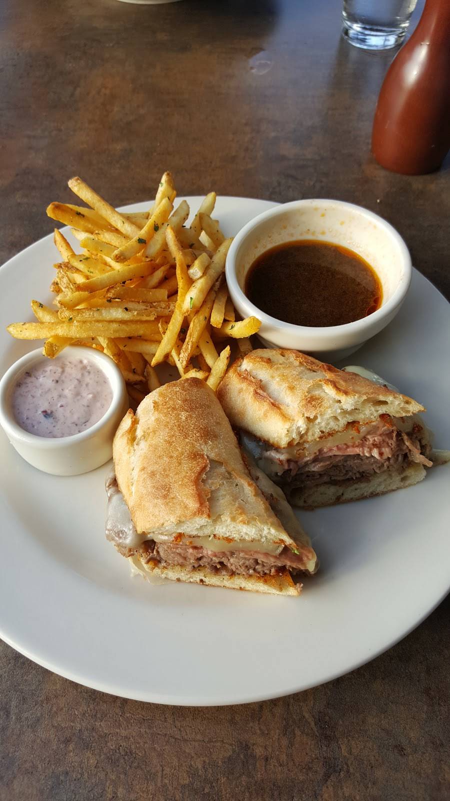 Bazille | restaurant | 3111 Palm Way, Austin, TX 78758, USA | 5126054875 OR +1 512-605-4875