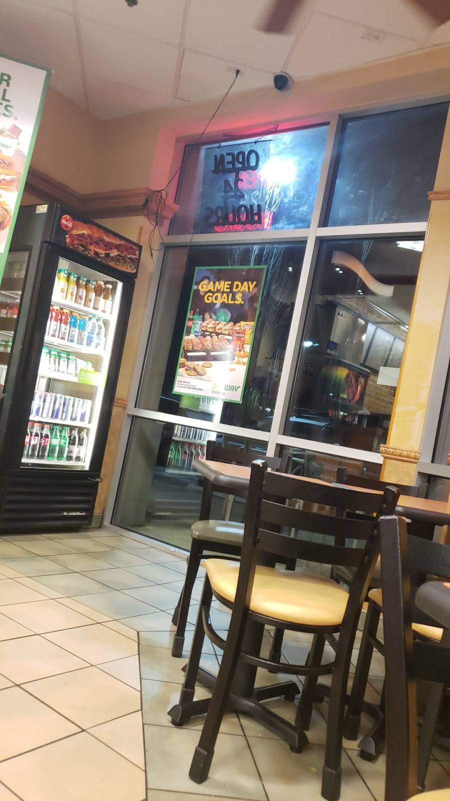 Subway | meal takeaway | 4328 SE 82nd Ave Store #H-6, Portland, OR 97266, USA | 5037888000 OR +1 503-788-8000