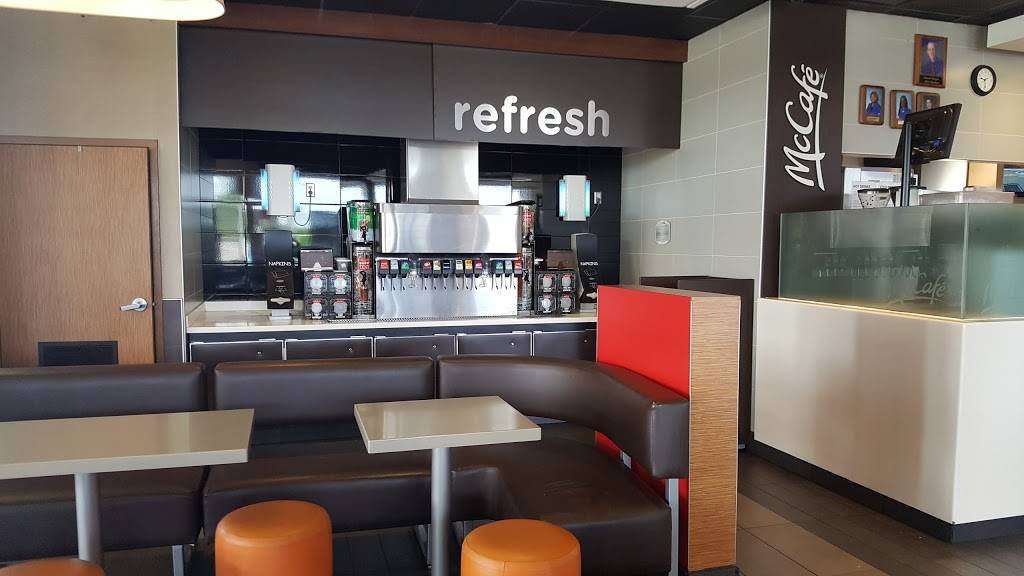 McDonalds | cafe | 3921 S, US-301, Riverview, FL 33578, USA | 8136264892 OR +1 813-626-4892