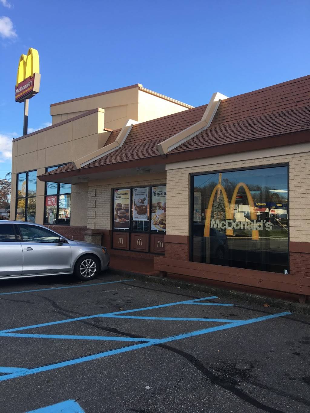 McDonalds | cafe | 1036 S Broadway, Wind Gap, PA 18091, USA | 6108639800 OR +1 610-863-9800
